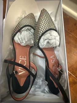 Women’s shoes