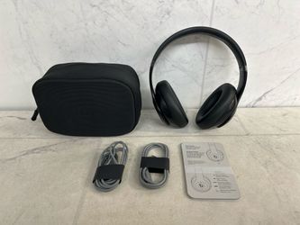 Beats Studio Pro Headphones  – Wireless – Noise Cancelling – Black (PO1018763)- Very Good Condition