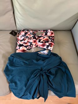 Women’s bathing suit
