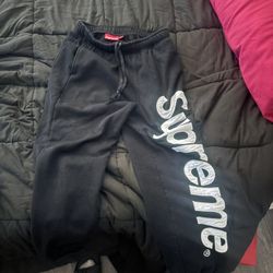 supreme sweats worn once