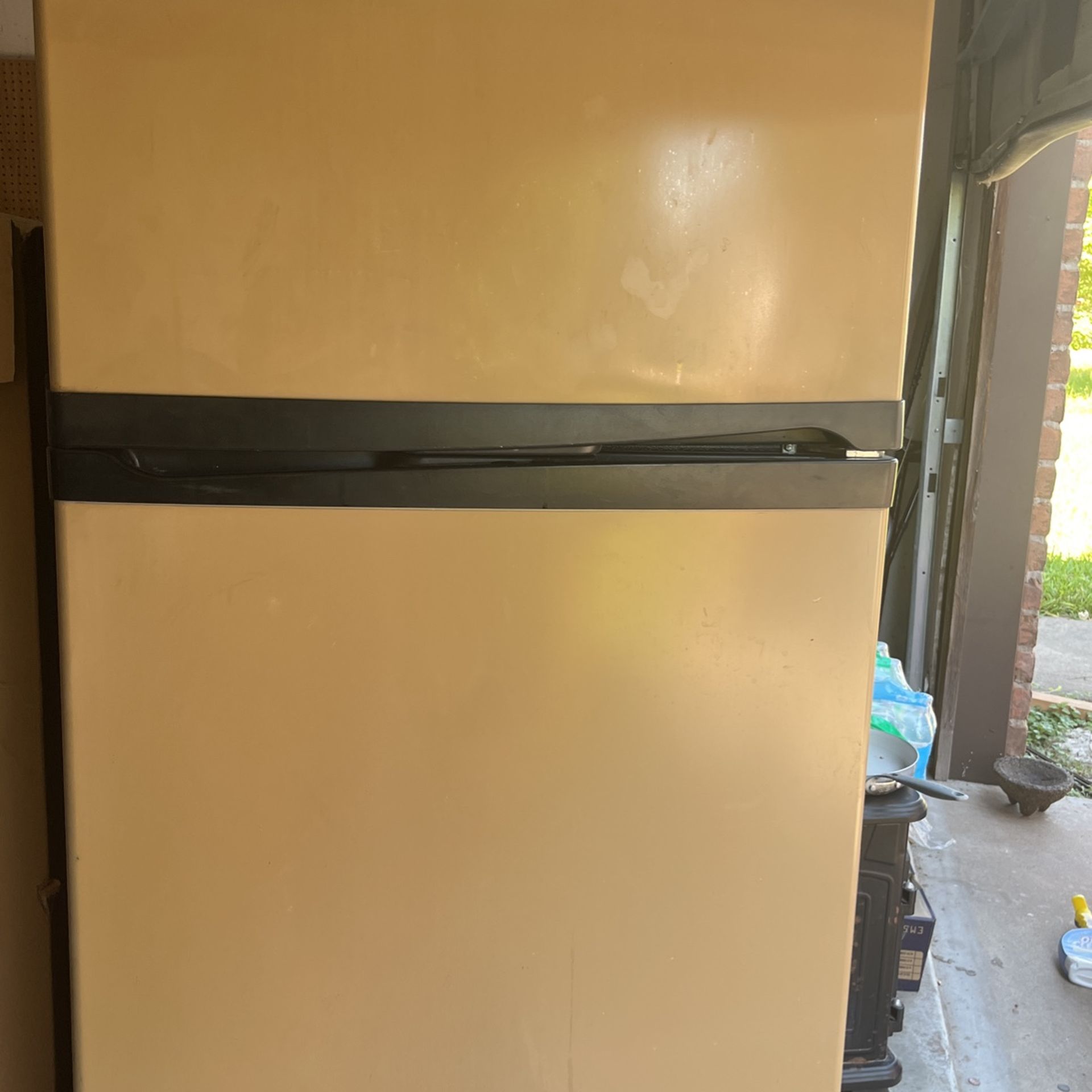 Whirlpool Refrigerator for Sale in Corp Christi, TX OfferUp