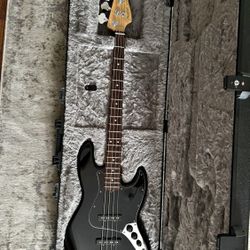 Fender American Professional Jazz Bass with case