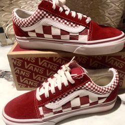 Vans Old Skool Checker-Red chili pepper & White-NEW IN BOX-Size 5.5 Woman-77064 zipcode  