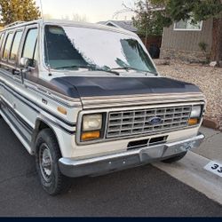 89 Ford Ecoline