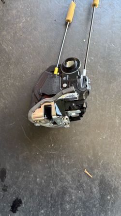 Door latch