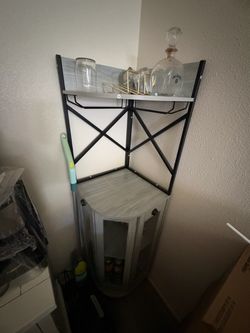 Wine corner bar