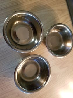 Stainless steel pet feeding bowls lot of 3