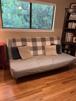 Free futon