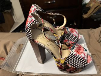 Jessica Simpson Heel Size 7