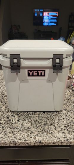 Yeti 24 roadie cooler