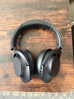 Sony MDR - ABN100 Noise Cancelling Headphones￼