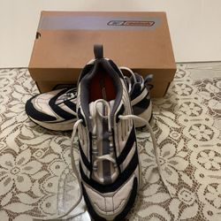 Reebok Natick II Navy/White New Sz 9