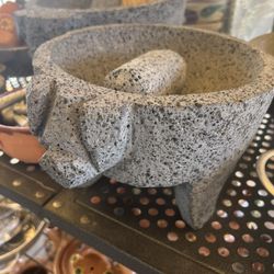 Molcajete De Piedra Negra. 9 Pulgadas De Ancho!