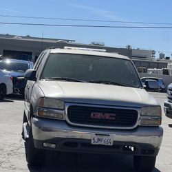 2004 GMC Yukon XL