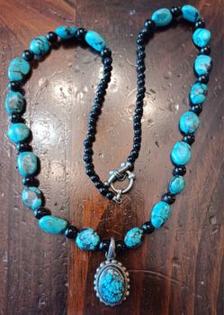 Southwestern Navajo Turquoise/Onyx