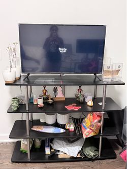 TV stand / Shelf