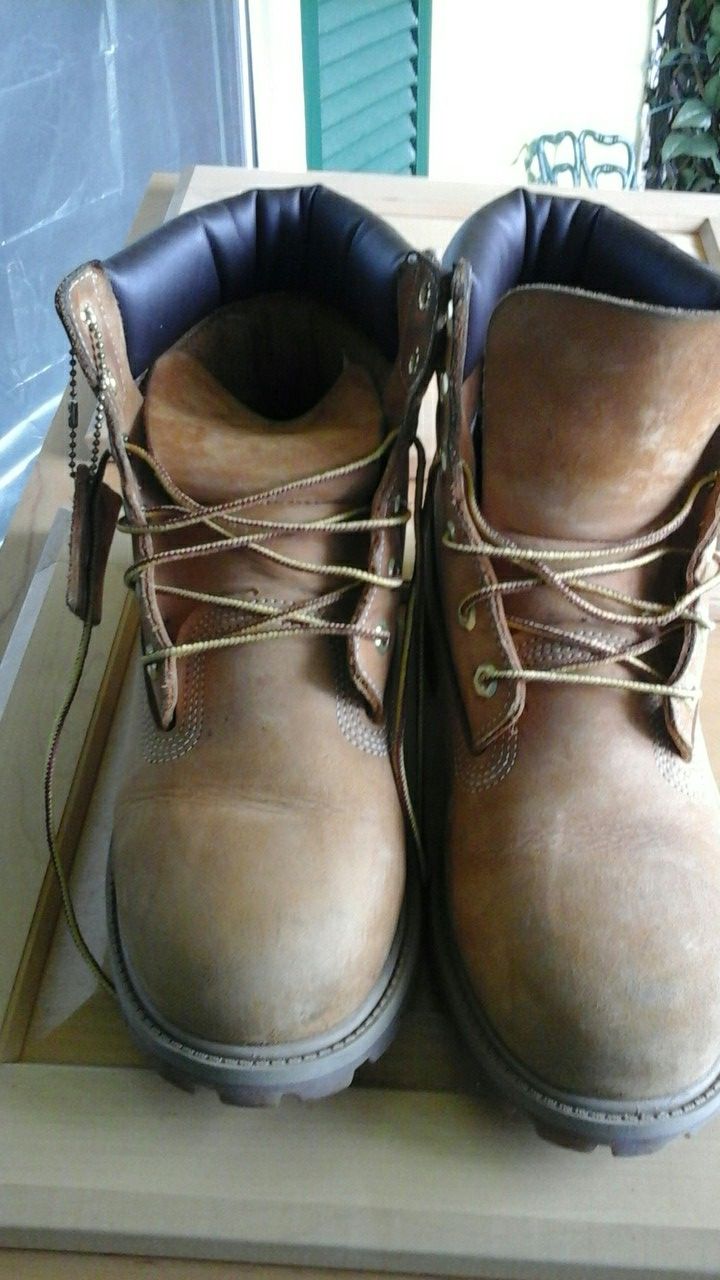 Timberland size 7 in very good condition