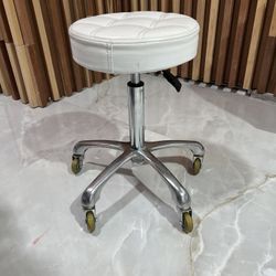 Hydraulic Stool