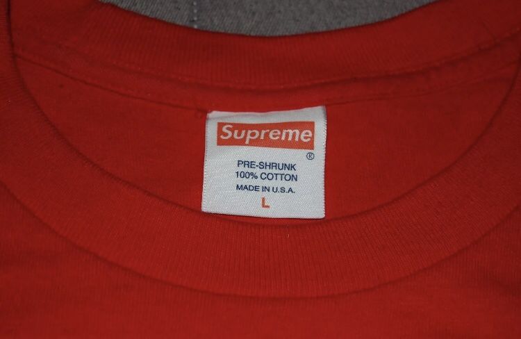 Supreme Whatever tee size large Smiley face