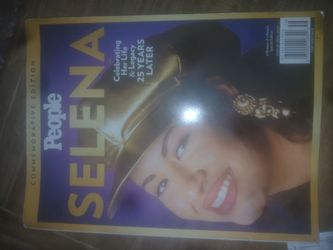 Selena  book