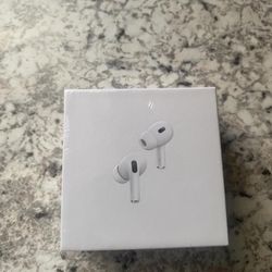Earbuds (Still Sealed)