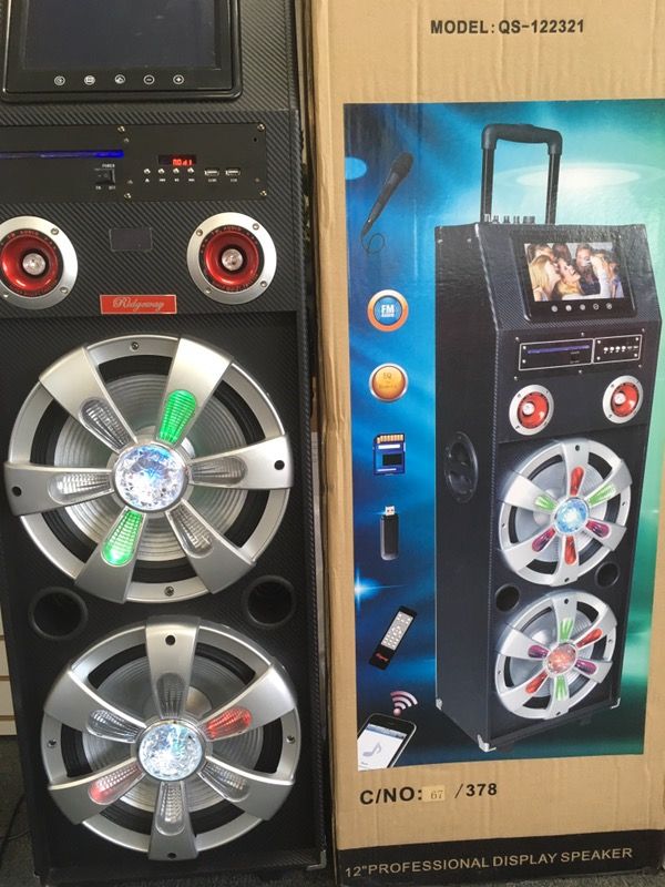 Ridgeway Bluetooth portable speaker with DVD player rechargeable