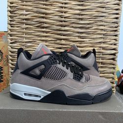 Jordan 4 Retro ‘Taupe Haze’