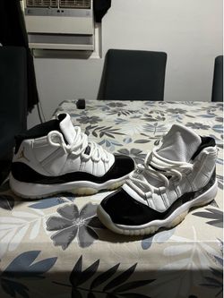 Air jordan 11 retro gratitude /  Size: 7y (UK 6)