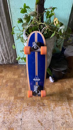 Carver skateboard
