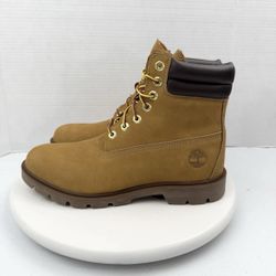 Size 8.5 Men Timberlands. 