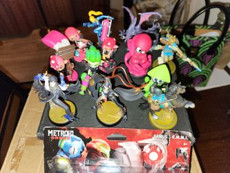 Amiibo loose lot. Metroid, Zelda, Splatoon, Bayonetta.