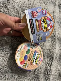 Crazy Fun Mystery Dumpling Squishy - 2 editions