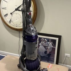 Plug In Dyson Animal Ball Purple Upright Vacuum Cleaner DC25