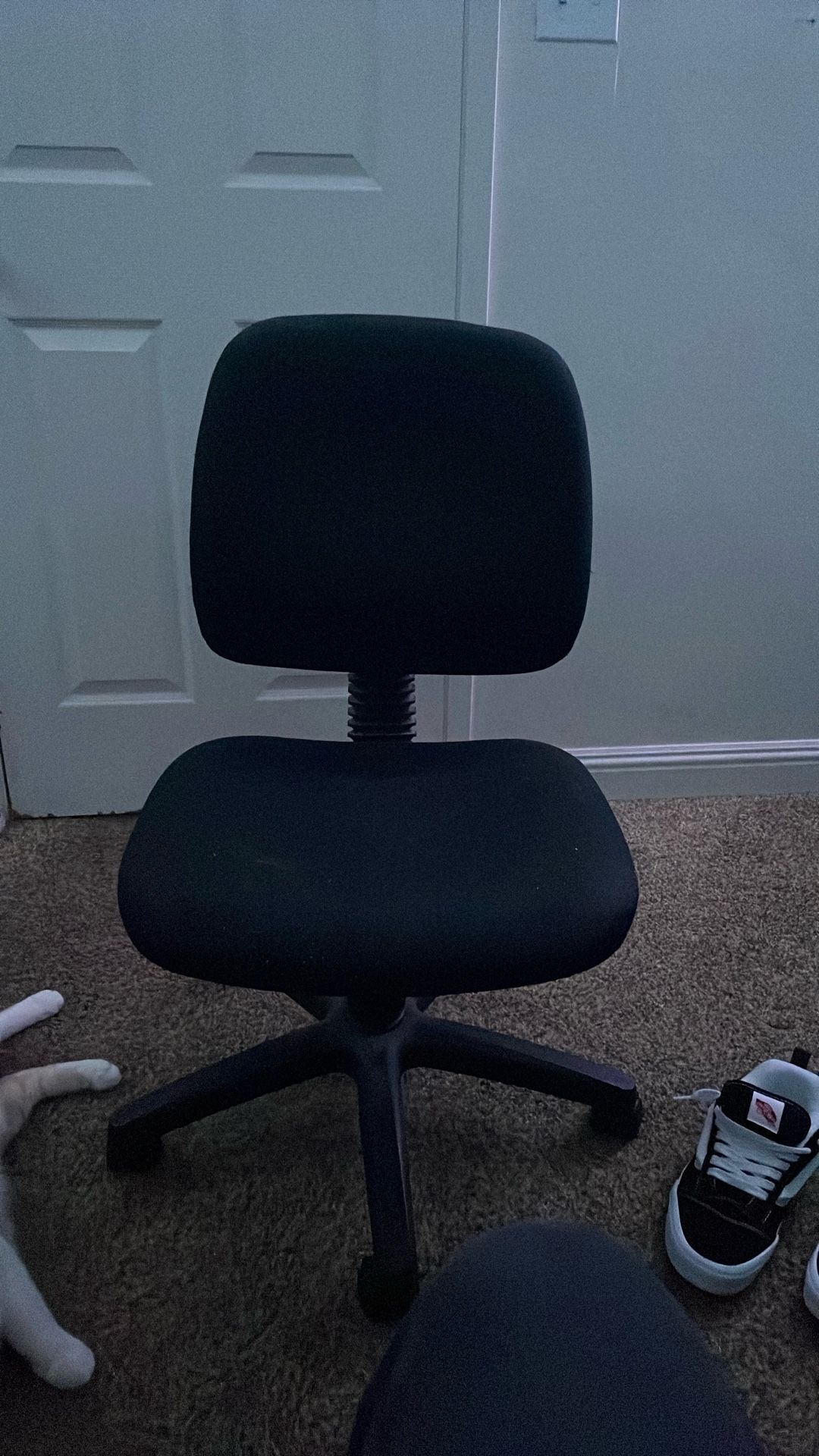 Black chair 