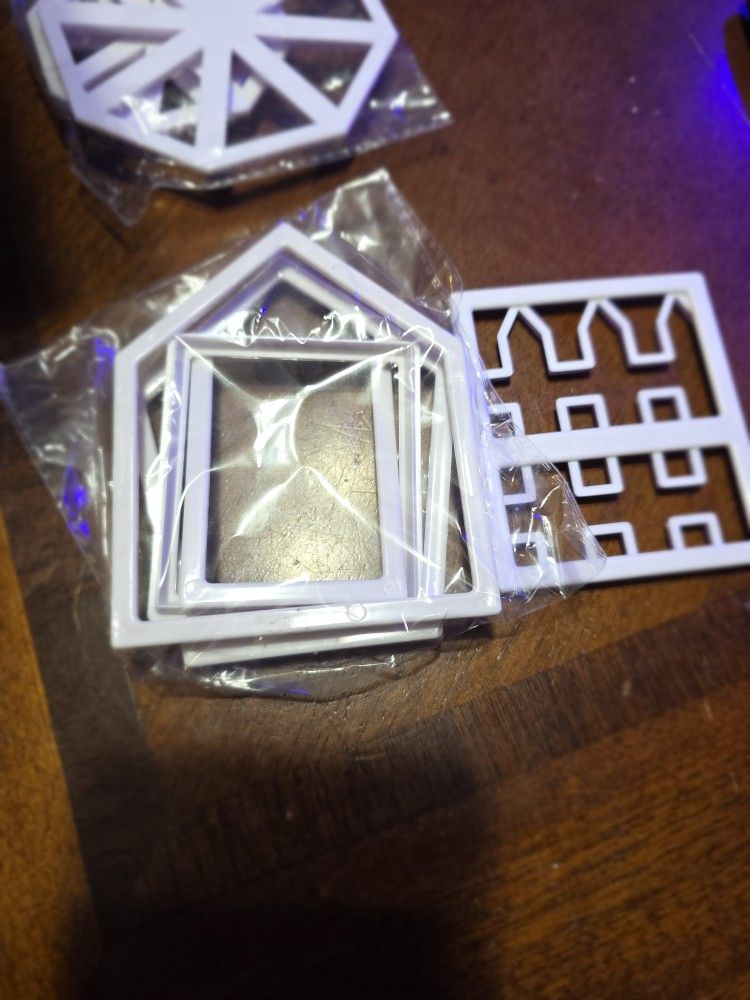 Cake Decorating Supplies 