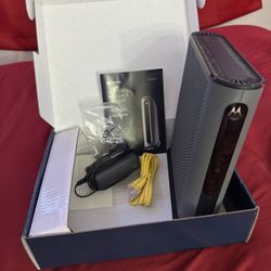 Motorola MG8702 Modem/Router