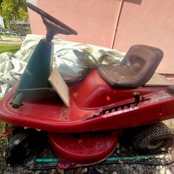 Red Landscaping Tractor - Tractor De Jardinería