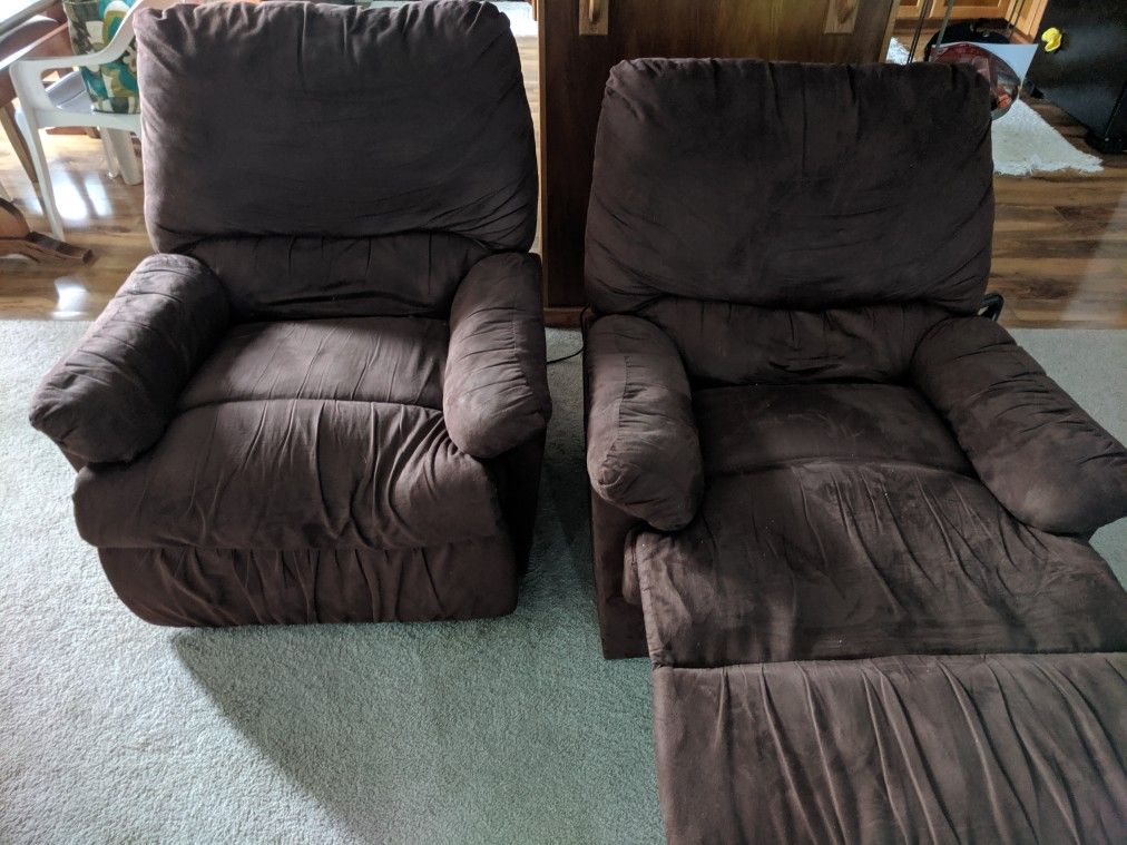 2 brown recliners