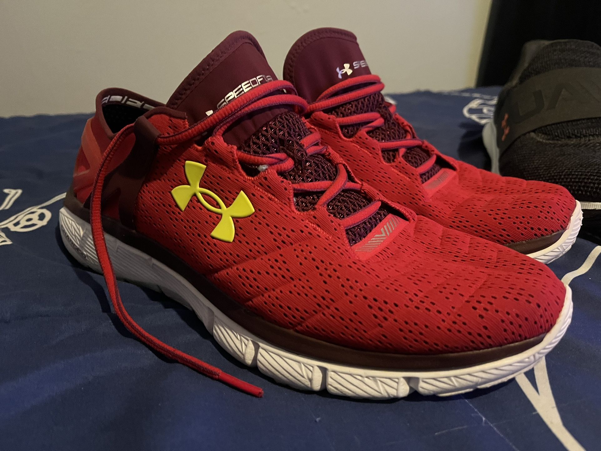 Mens UNDER ARMOUR 11.5 Sport Running Shoes πͺ
