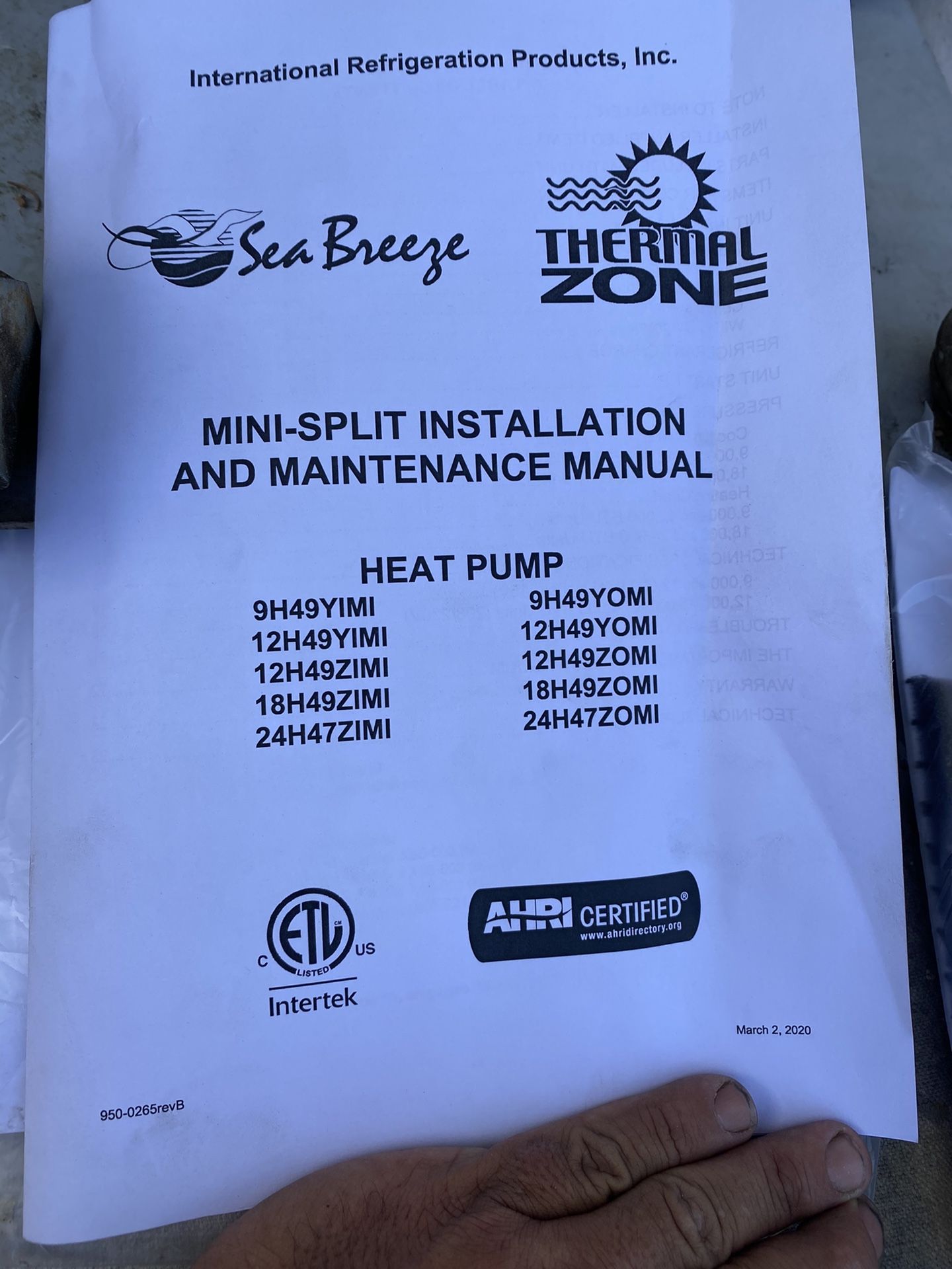 2 Sea Breeze 2400 H47ZIMI Mini Split Units 1 for Sale in Ontario, CA -  OfferUp