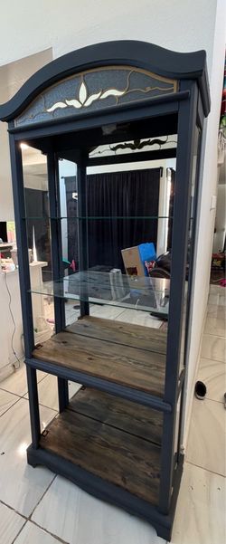Custom display cabinet