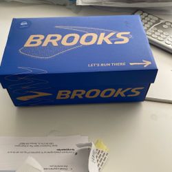Brand New  Brooks Running Shoes
