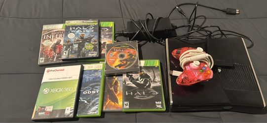 Xbox 360 Slim 250GB Bundle + 8 Games + Pink Controller