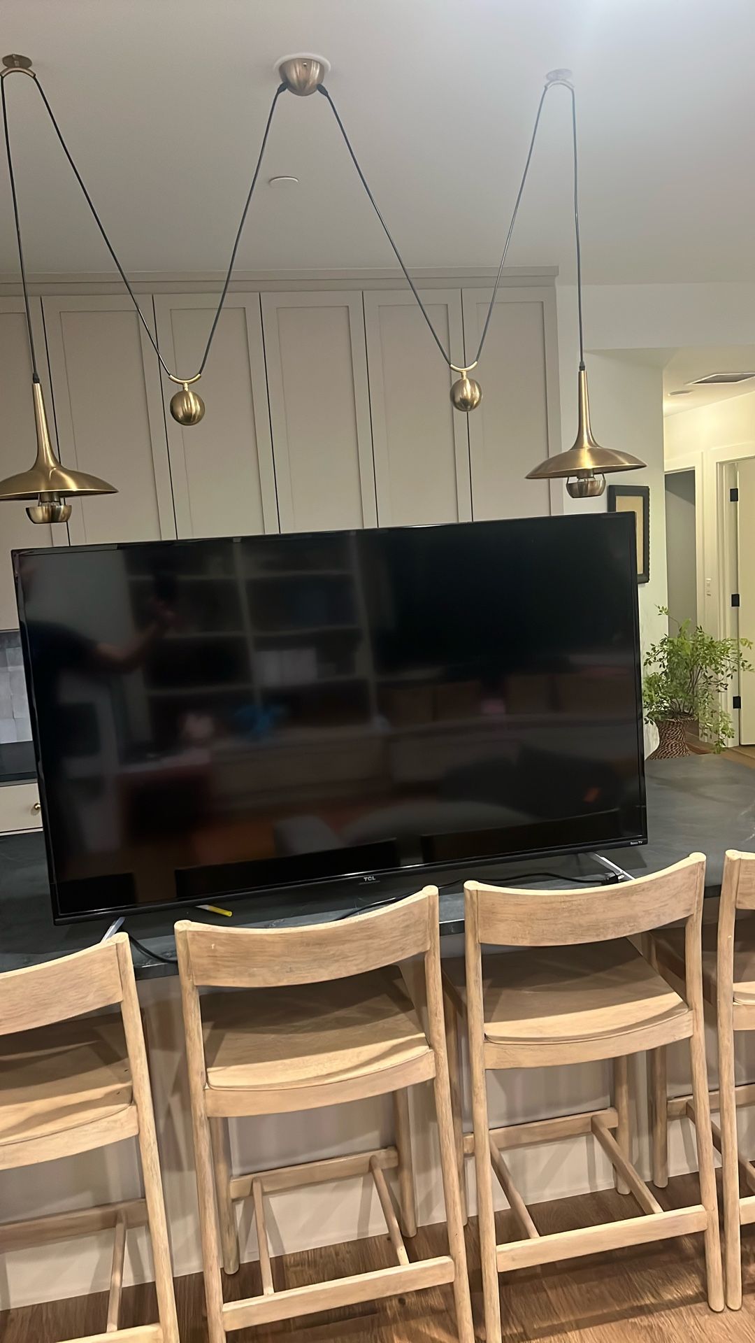 TCL 55” Class 4 - Series 4K UHD HDR Roku Smart TV 