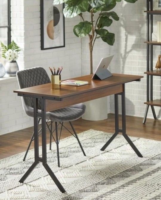 Dark Brown Or Light Brown Computer Desks (New In A Box)