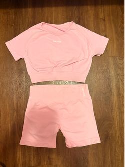 pink Dfyne top and bottom