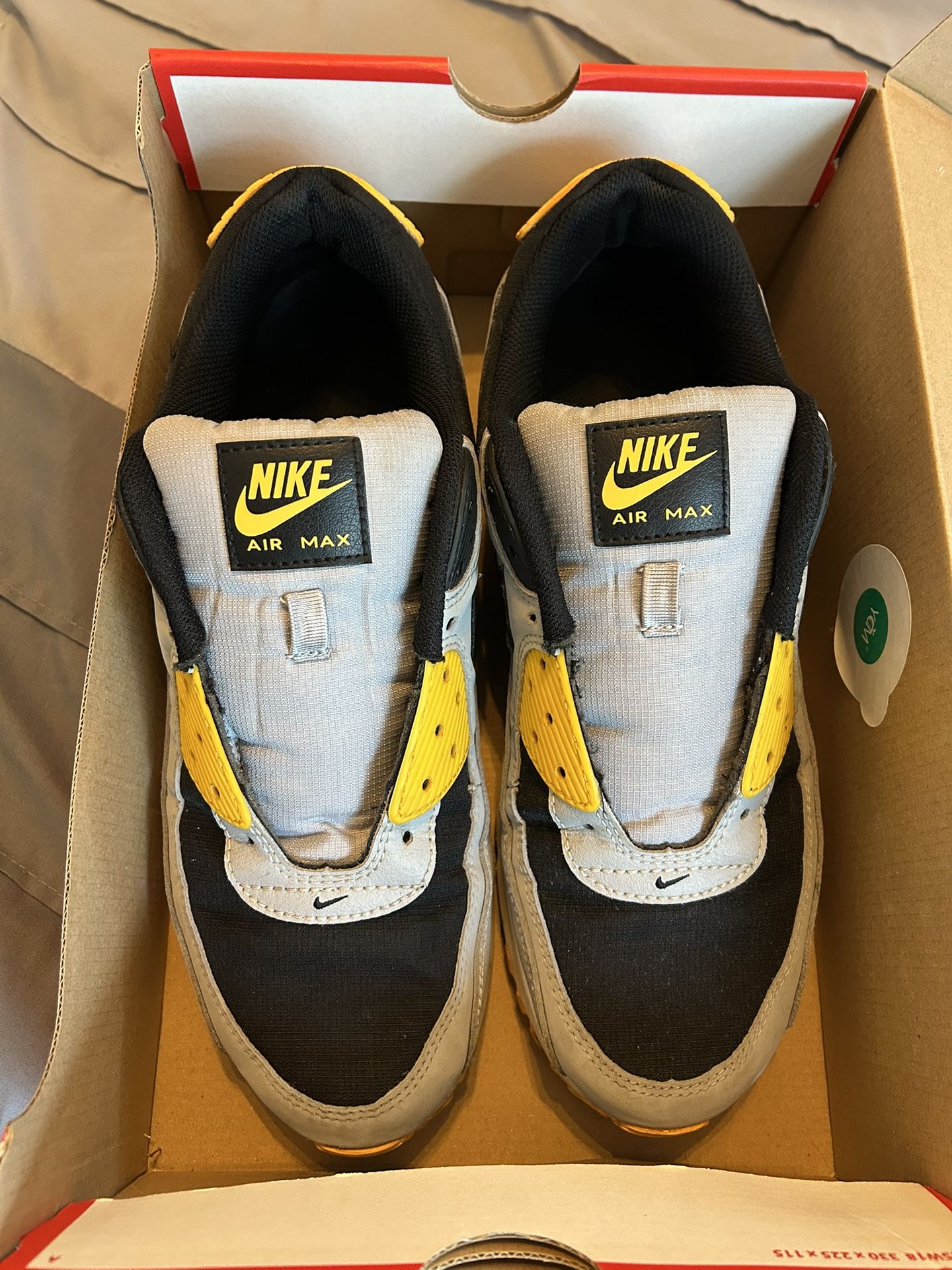 Nike Air Max 90 “Classic Batman”