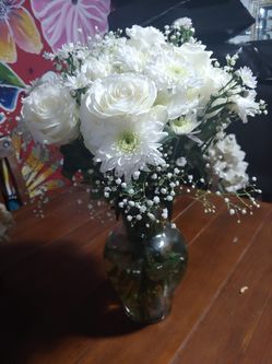 Natural flower arrangements