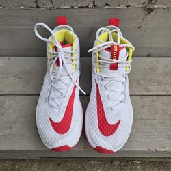NIKE Basketball Shoes - Mens 8/Women's 9.5 - VERY GOOD CONDITION!!!