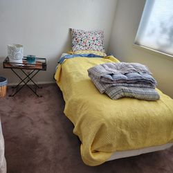 Pending: Two twin beds clean